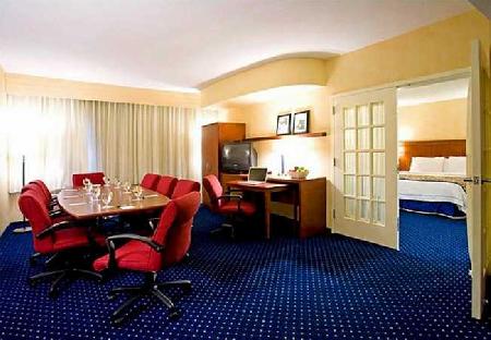 Las mejores ofertas de COURTYARD By MARRIOTT BOSTON-SOUTH BOSTON Boston