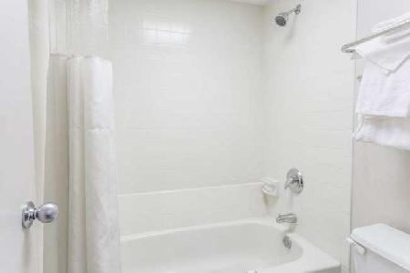 Las mejores ofertas de Howard Johnson Inn North Colorado Springs 