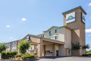 Las mejores ofertas de DAYS INN PORTLAND EAST Portland