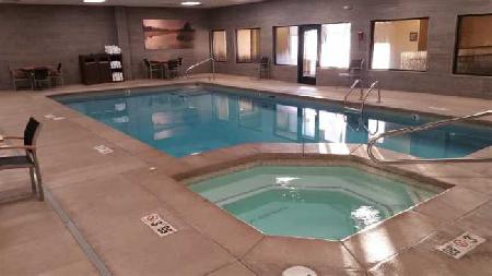 Las mejores ofertas de BEST WESTERN COTTONTREE INN Rawlins 