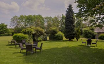 CEDAR COURT HOTEL WAKEFIELD