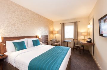 CEDAR COURT HOTEL WAKEFIELD