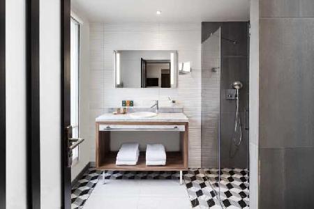 Las mejores ofertas de BEST WESTERN PREMIER Kapital Opera Paris 