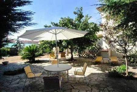 Las mejores ofertas de FANTASTIC HOUSE LOCATED IN MALGRAT DE MAR FOR 10 PEOPLE. Malgrat De Mar