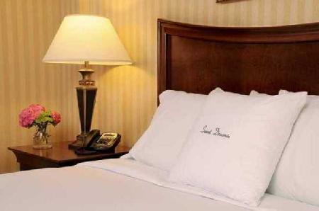 Best offers for Doubletree Guest Suites Lexington Lexington 