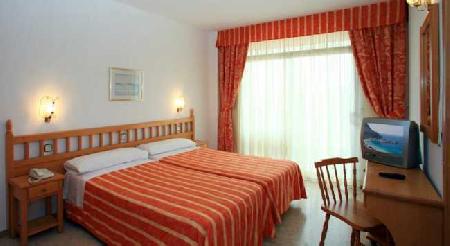 Las mejores ofertas de AQUA HOTEL SILHOUETTE & SPA - ADULTS ONLY Malgrat De Mar