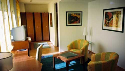 Las mejores ofertas de AN DER PHILHARMONIE Colonia