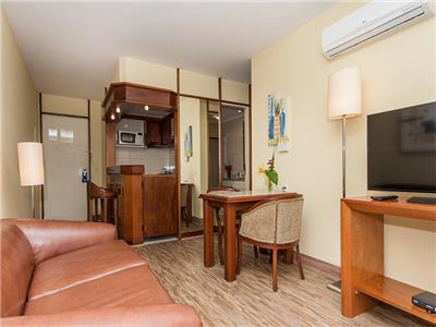 TRANSAMERICA CLASSIC LA RESIDENCE