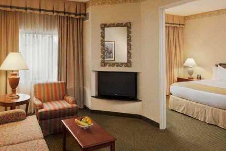 Las mejores ofertas de Doubletree Guest Suites Cincinnati/Sharonville Cincinnati 