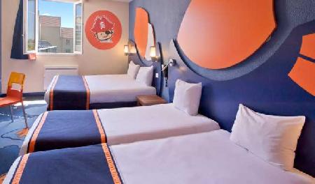 Las mejores ofertas de EXPLORERS HOTEL Paris 