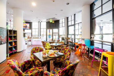 Las mejores ofertas de HOTEL IN DER GRUNEN ZITADELLE VON MAGDEBURG Magdeburg