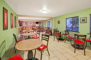 Las mejores ofertas de TRAVELODGE MIDTOWN Albuquerque 