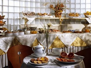 Las mejores ofertas de Best Western Hotel Re Enzo BOLONIA