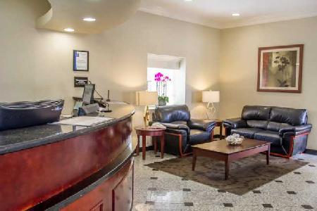 Las mejores ofertas de COMFORT INN COCKATOO HOTEL Anaheim 