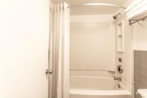 Las mejores ofertas de Travelodge By Wyndham Virginia Beach Bay Beach Virginia Beach 