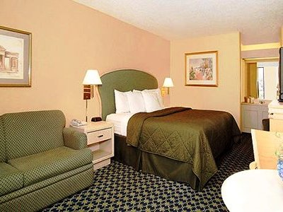 Las mejores ofertas de QUALITY INN UNIVERSALSTUDIOS Orlando 