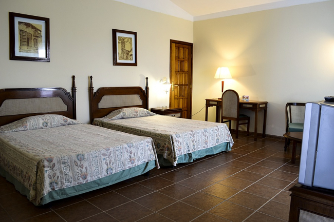 LAS BRISAS CLUB GUARDALAVACA RESORT & VILLAS