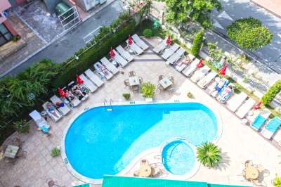 Las mejores ofertas de L & B SUNNY BEACH