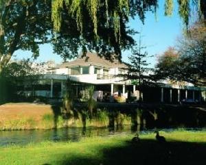 Holiday Inn on Avon Christchurch