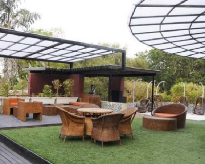 Las mejores ofertas de Neelkanth Crystal Gandhinagar 