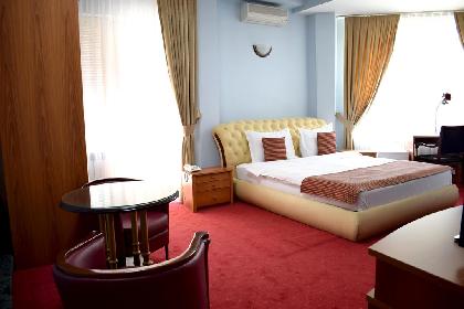 Las mejores ofertas de Hotel Aristocrat Skopje 