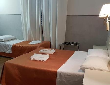 Las mejores ofertas de Duca DAosta Florencia