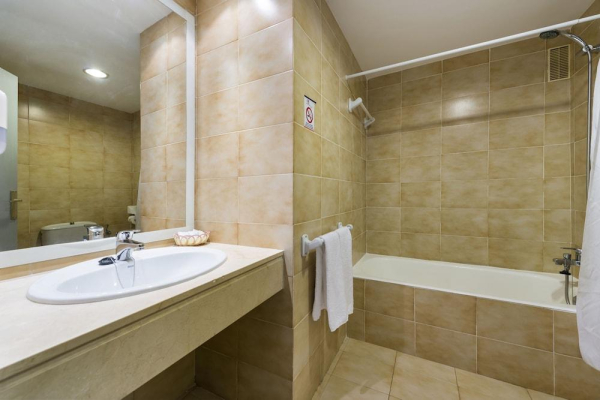 Las mejores ofertas de Aparthotel Alcudia Beach Port d`Alcudia