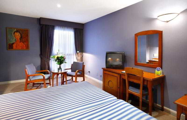 Las mejores ofertas de PLAZA DE SANTIAGO Pinto