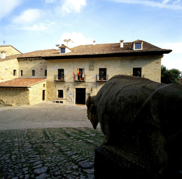 Las mejores ofertas de Parador de Santillana de Gil Blas SANTILLANA GIL BLAS