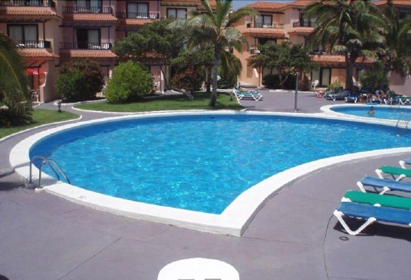 Las mejores ofertas de Apartamentos Lago Azul Los Cancajos