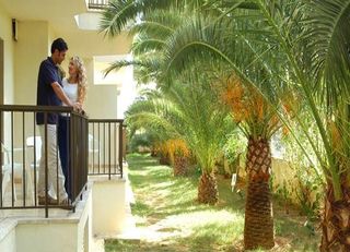 Las mejores ofertas de APTOS. WAIKIKI Palma Nova