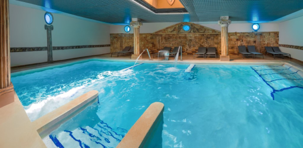 Las mejores ofertas de MAGIC ROBIN HOOD WATER PARK AND MEDIEVAL LODGE RESORT L Alfàs Del Pi