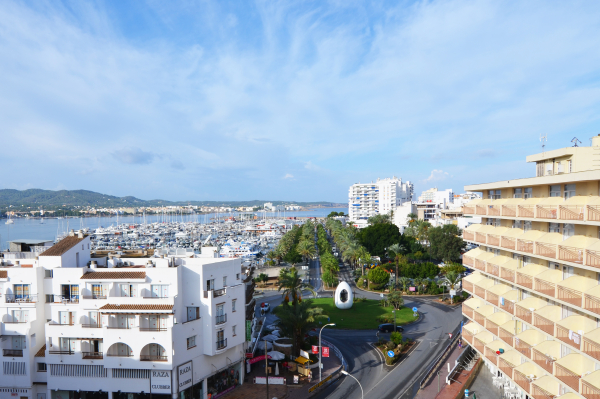 Las mejores ofertas de Hotel Vibra District - Adults Only Bahía de San Antonio