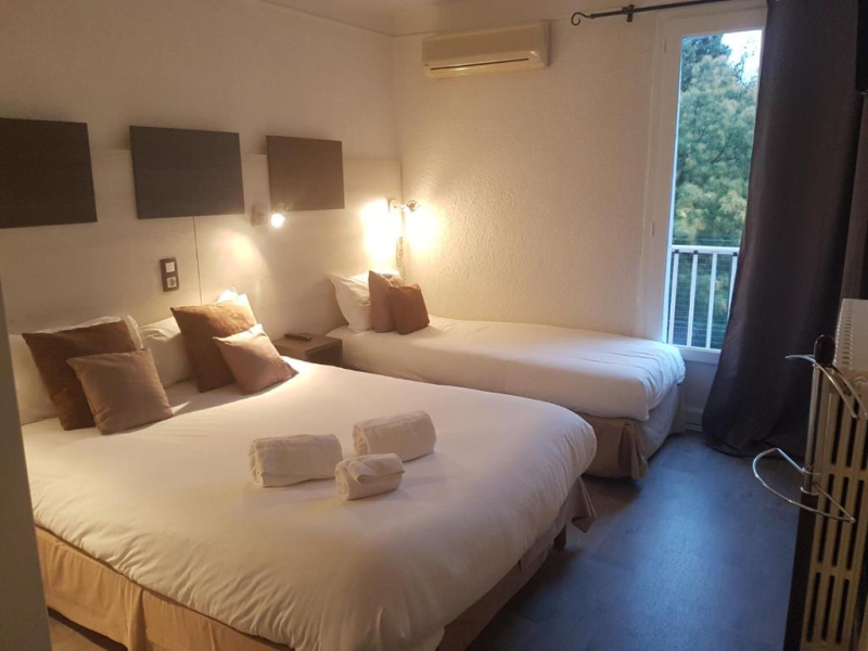 Logis Hotel les Charmettes