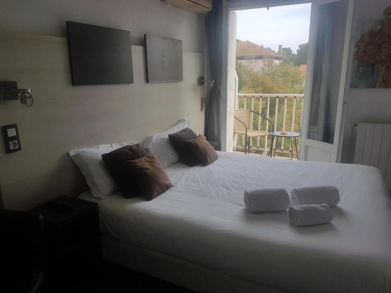 Logis Hotel les Charmettes