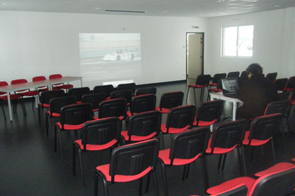 Las mejores ofertas de Hôtel le Grand Terre Metz 