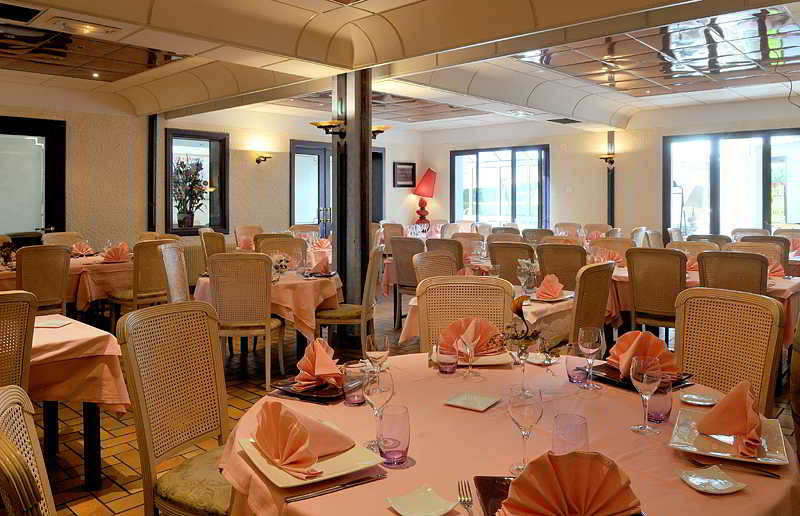 Inter-Hotel Les Peyrieres