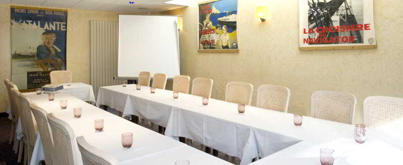 Inter-Hotel Les Peyrieres