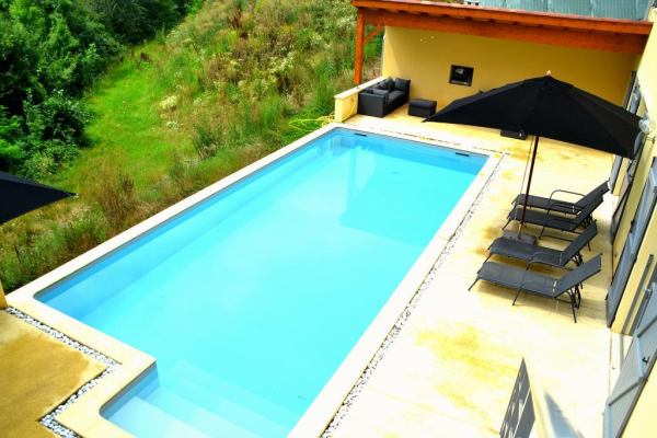 Las mejores ofertas de Chateau Les Merles Colmar