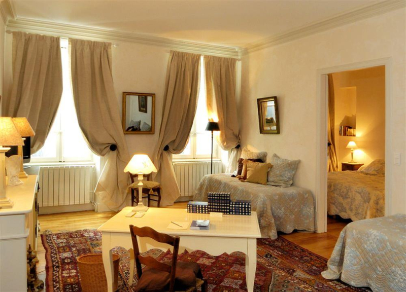 Le Clair de la Plume