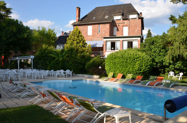 Las mejores ofertas de Logis Relais Du Quercy Mauzens-et-miremont 
