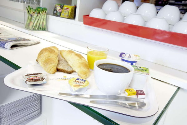 Las mejores ofertas de Premiere Classe Brive La Gaillarde Ouest Mauzens-et-miremont 