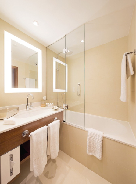 Las mejores ofertas de CROWNE PLAZA PARIS - NEUILLY Paris 