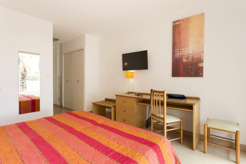 Le Domaine Du Mas Blanc