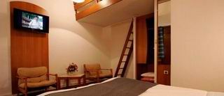 Las mejores ofertas de KYRIAD REIMS EST - PARC DES EXPOSITIONS Reims 