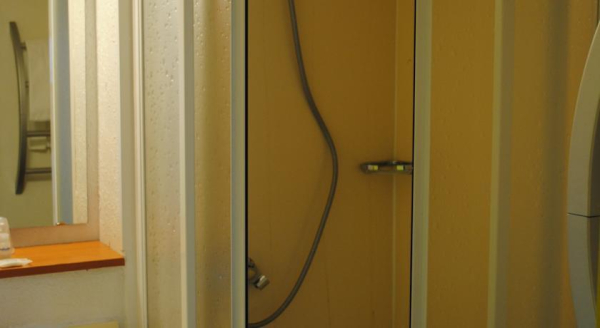 Las mejores ofertas de Sky Hôtel Emerainville Ile de France