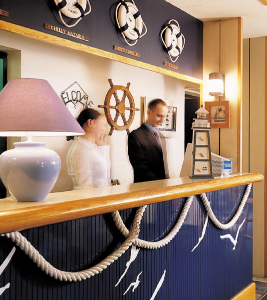 Las mejores ofertas de Stars Lyon - Bron Lyon 