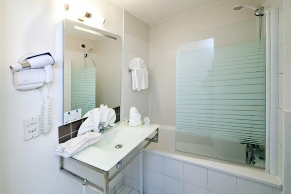 Las mejores ofertas de B&B HOTEL Paris Rosny-sous-Bois Paris 