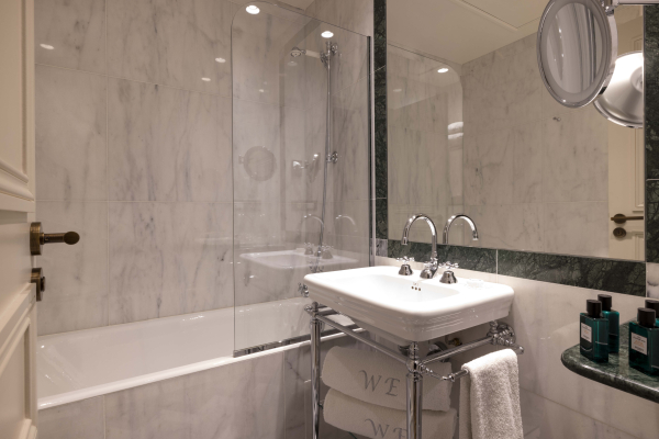 Las mejores ofertas de West end Paris Paris 