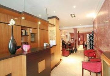 Las mejores ofertas de MARCIANO HOTEL GARE DU NORD Paris 